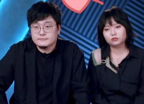 刘大锤爆料李雪琴恋情视频,甜蜜视频曝光，恋情真相引热议